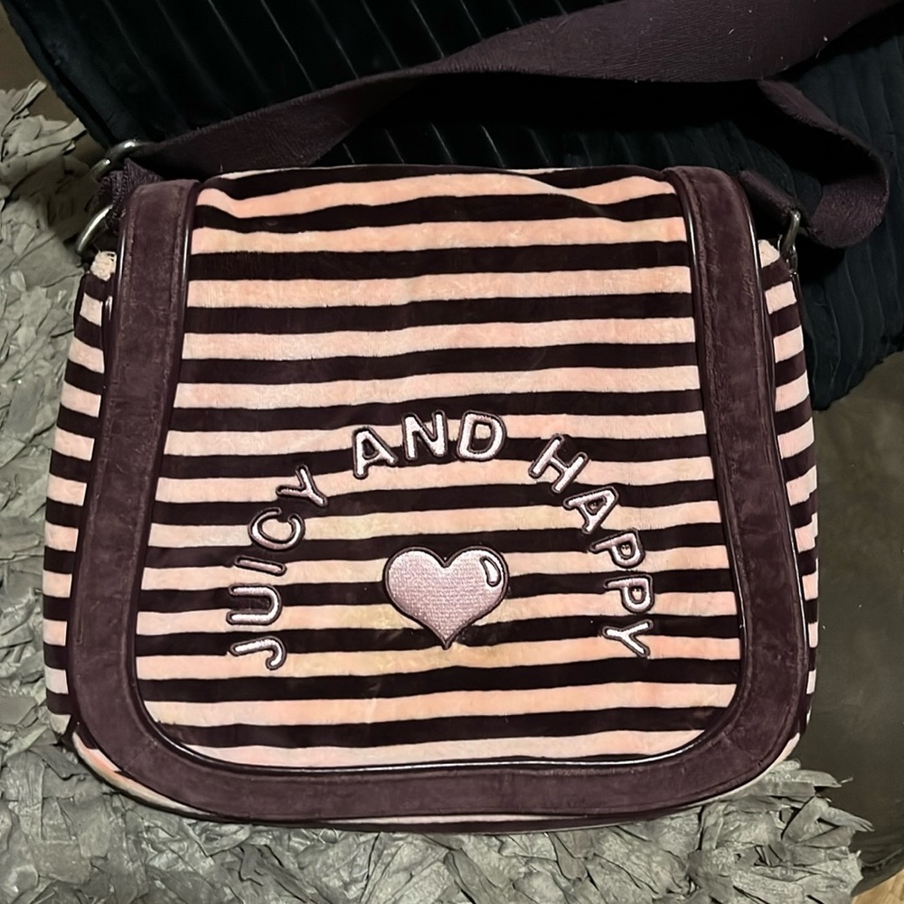 Vintage Juicy Couture velour crossbody bag